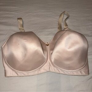 Elila Size 40G Beige Polyester 1803 Molded Spacer Foam Wireless Softcup Bra